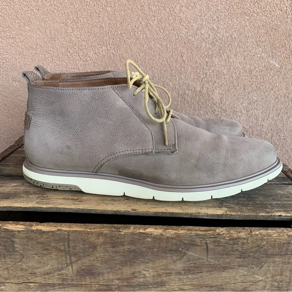 LLoyd Hadar Taupe Chukka Boot